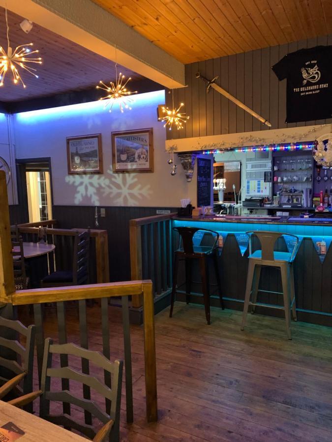 The Welshman'S Arms Hotel Pembroke Dock Eksteriør billede